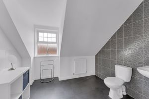 En-Suite- click for photo gallery